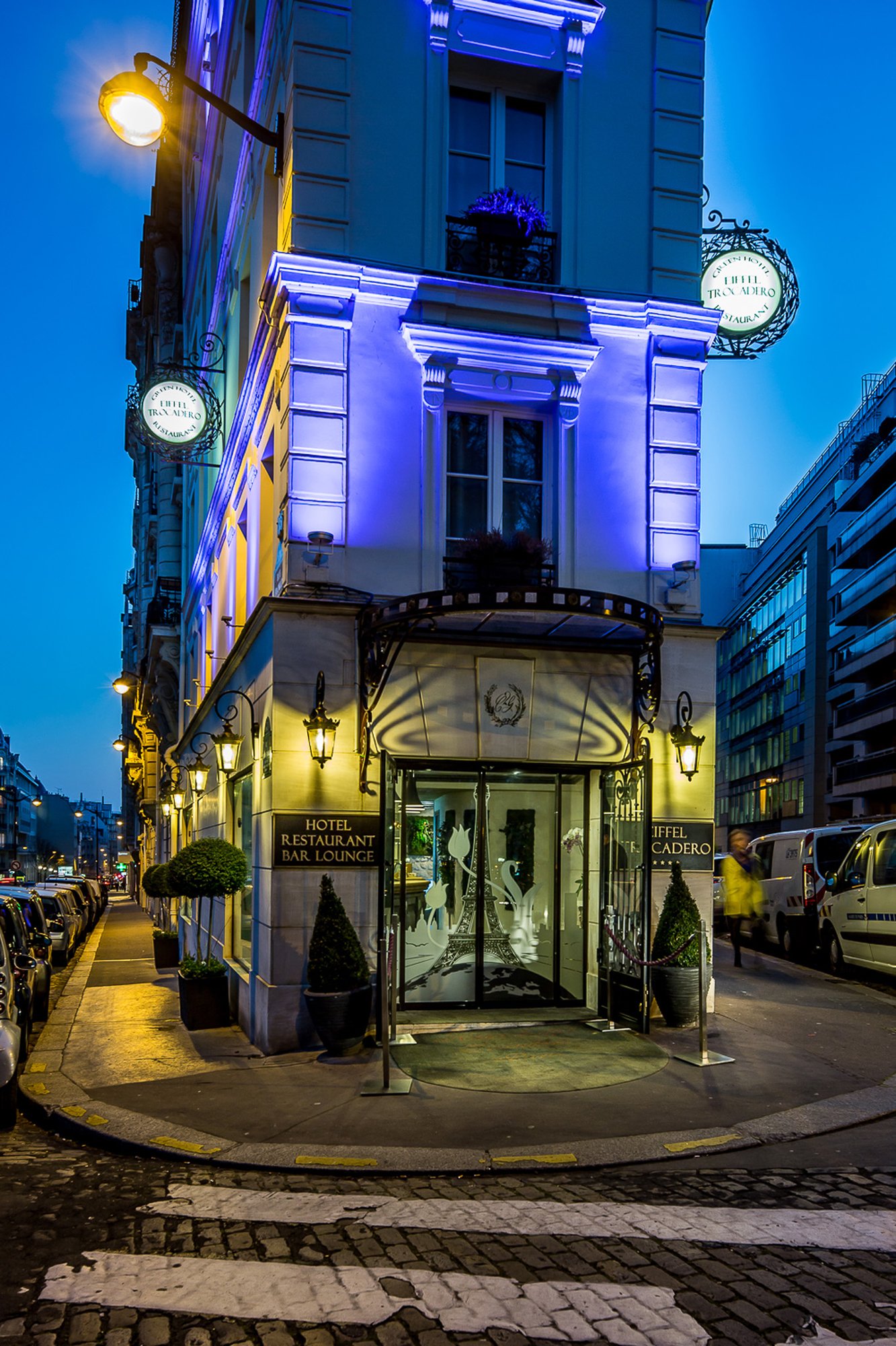 hotel-eiffel-trocadero-facade-02